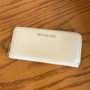 Michael Kors White Zip-Around Wallet